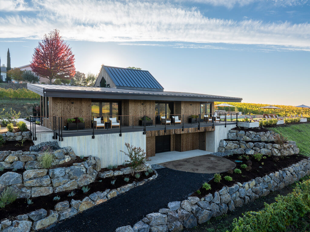 Anacreon Winery back